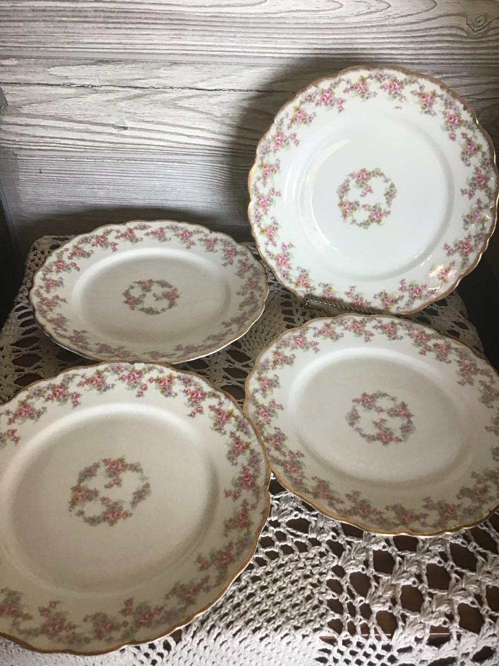 Antique Limoges Bridal Wreath Luncheon plates- Set of 4